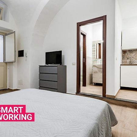 Trinita' 57 Apartments By Wonderful Italy คาตาเนีย ภายนอก รูปภาพ