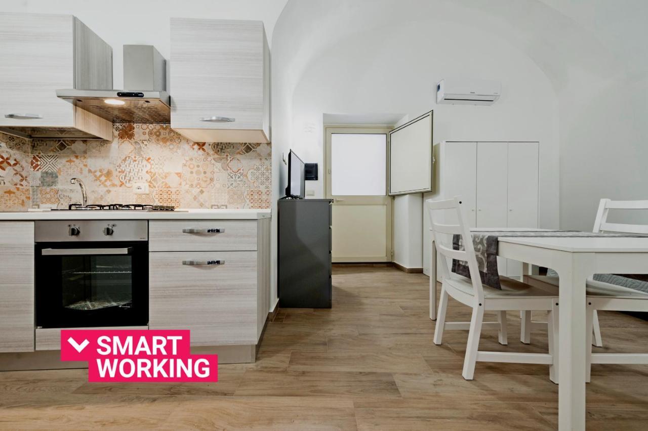 Trinita' 57 Apartments By Wonderful Italy คาตาเนีย ภายนอก รูปภาพ