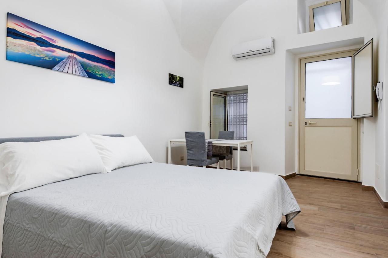 Trinita' 57 Apartments By Wonderful Italy คาตาเนีย ภายนอก รูปภาพ
