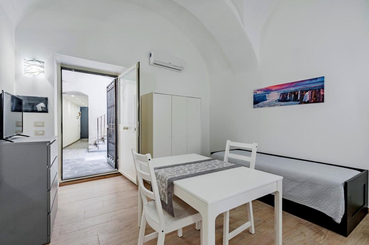 Trinita' 57 Apartments By Wonderful Italy คาตาเนีย ภายนอก รูปภาพ