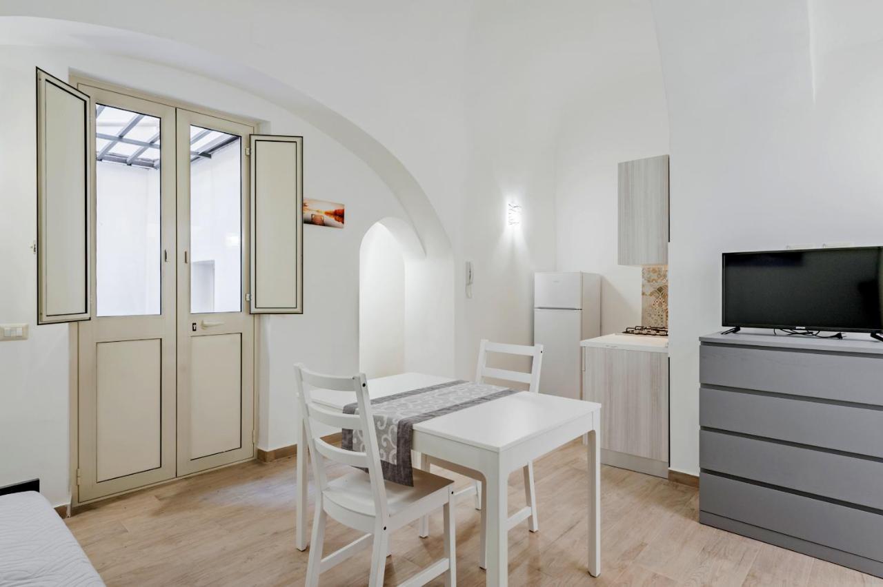 Trinita' 57 Apartments By Wonderful Italy คาตาเนีย ภายนอก รูปภาพ